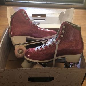 Crazy skate pink glitter glam roller skates
